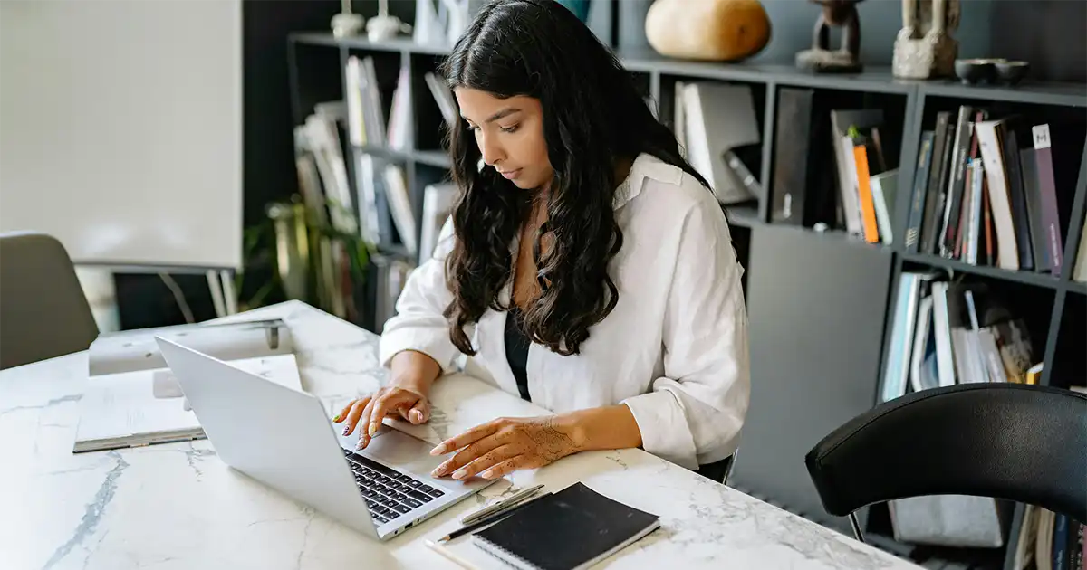 होल लाइफ इंश्योरेंस: जीवन भर की वित्तीय सुरक्षा और निवेश